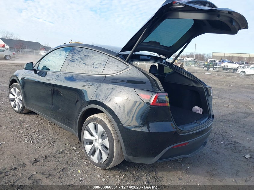 VIN 7SAYGDEEXPF844183 2023 TESLA MODEL Y AWD/LONG RANGE DUAL MOTOR ALL-WHEEL DRIVE