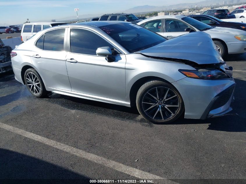 2022 TOYOTA CAMRY SE/SE NIGHT SHADE - 4T1G11AK6NU626553