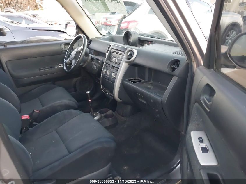 JTLKT334364061333 2006 SCION XB  photo 5