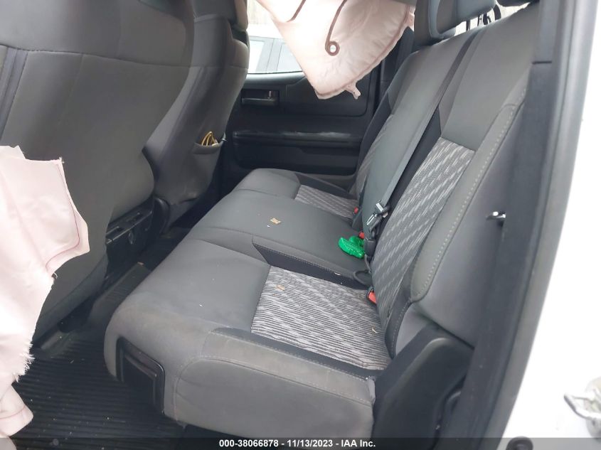 2018 TOYOTA TUNDRA DOUBLE CAB SR/SR5 - 5TFUM5F13JX077957