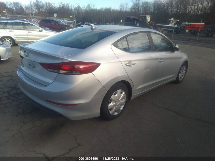 VIN 5NPD74LF8HH196532 2017 HYUNDAI ELANTRA SE