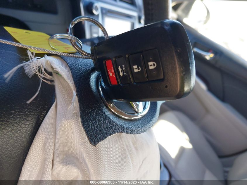 2014 TOYOTA CAMRY XLE - 4T4BF1FK3ER423484