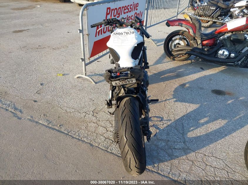 2017 KAWASAKI EX650 F - JKAEXEK13HDA08664