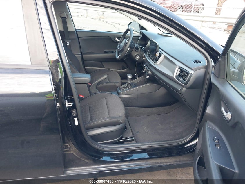 VIN 3KPA24AD2PE530737 2023 KIA RIO S