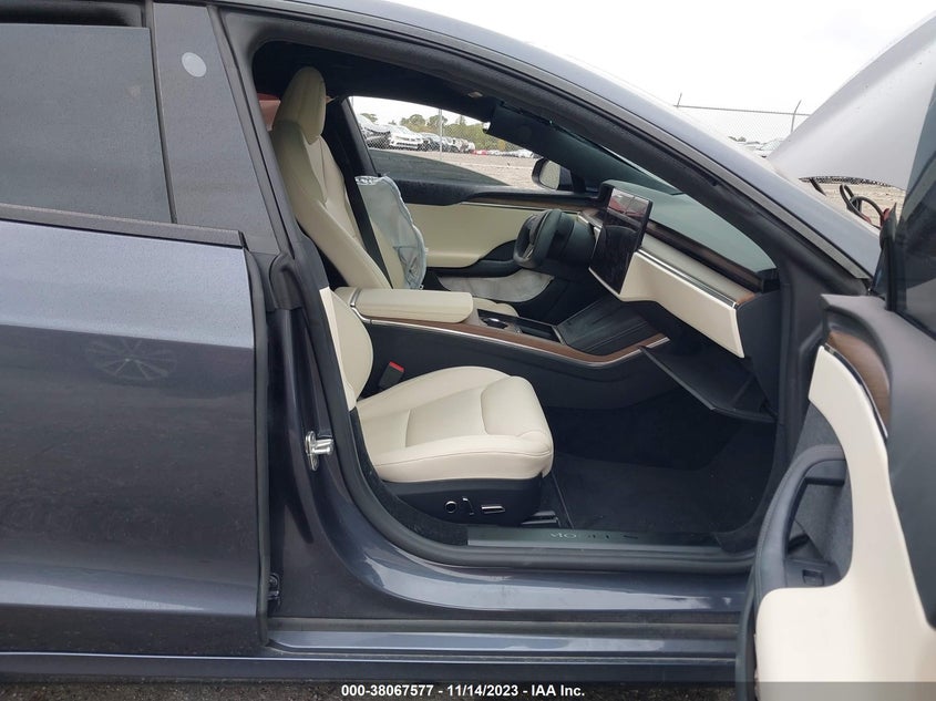 VIN 5YJSA1E5XMF454683 2021 TESLA MODEL S