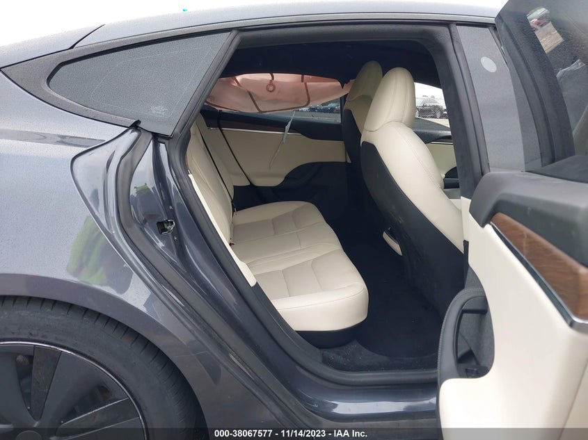 VIN 5YJSA1E5XMF454683 2021 TESLA MODEL S