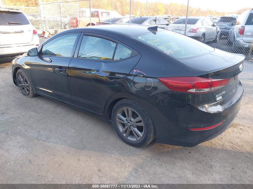 VIN 5NPD84LF5HH017604 2017 HYUNDAI ELANTRA SE