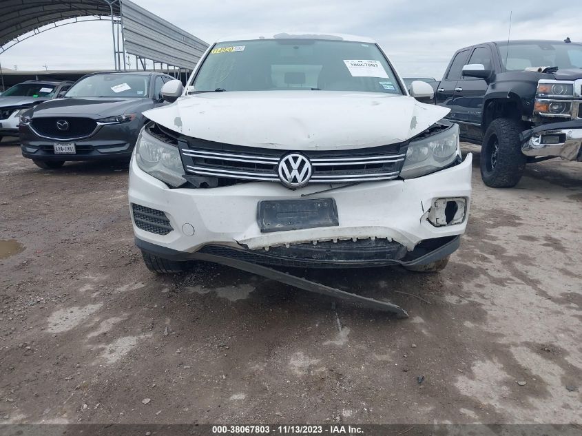 2013 VOLKSWAGEN TIGUAN S - WVGAV3AX3DW594486