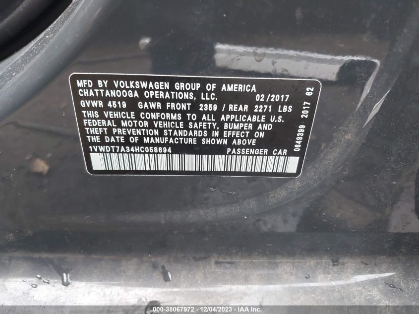 2017 VOLKSWAGEN PASSAT 1.8T R-LINE - 1VWDT7A34HC058694