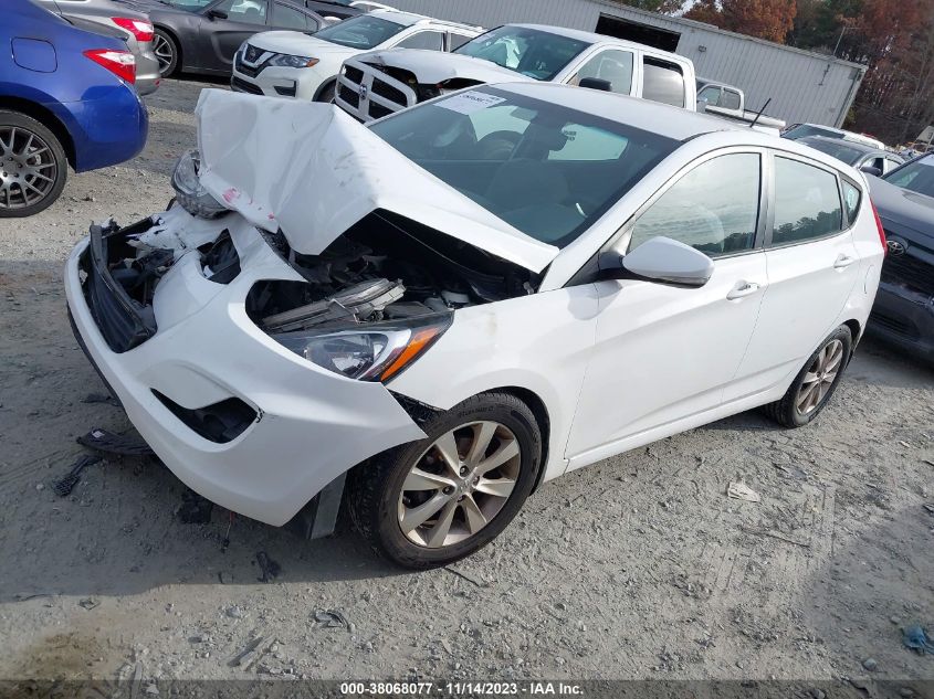 2013 HYUNDAI ACCENT SE - KMHCU5AE9DU063133