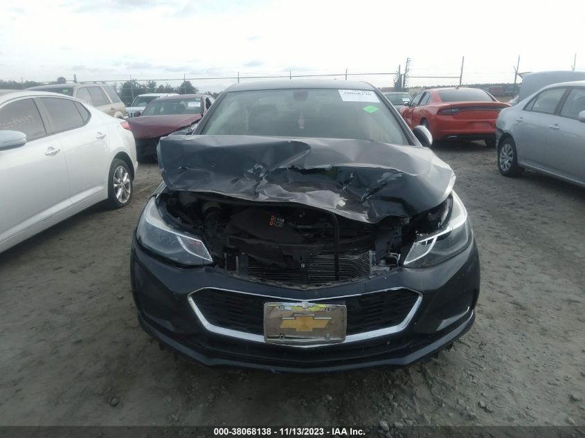 2018 CHEVROLET CRUZE LT - 1G1BE5SM3J7199392