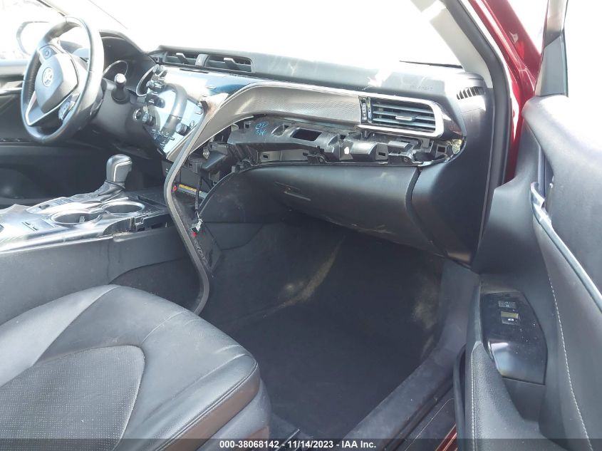 2018 TOYOTA CAMRY XSE - 4T1B61HK1JU503707