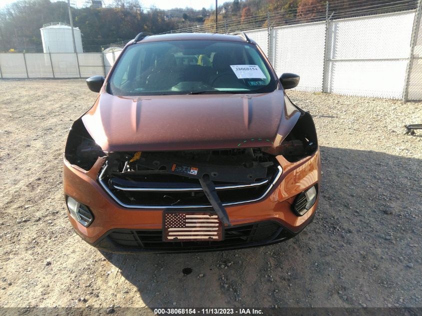 2017 FORD ESCAPE SE - 1FMCU9G99HUA03327