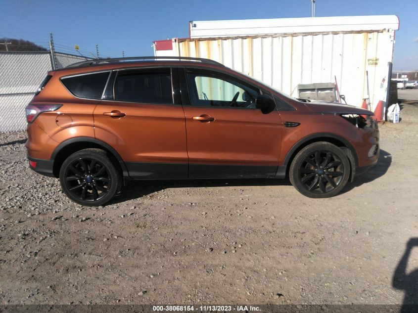 2017 FORD ESCAPE SE - 1FMCU9G99HUA03327