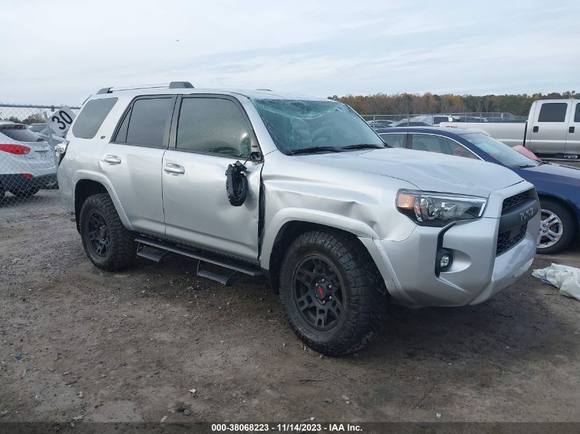2022 TOYOTA 4RUNNER SR5 - JTEEU5JR5N5261442