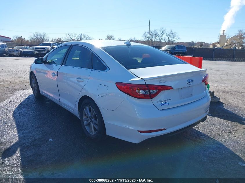 2016 HYUNDAI SONATA SE - 5NPE24AF2GH352357