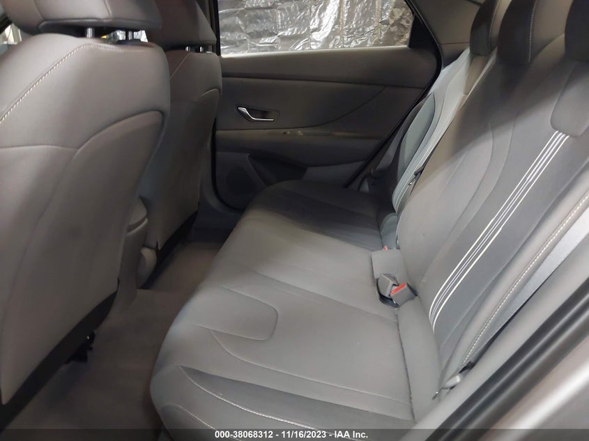 VIN KMHLS4AG9NU315501 2022 HYUNDAI ELANTRA SEL