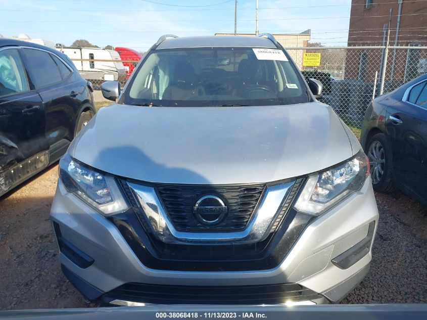 VIN JN8AT2MT2JW491492 2018 NISSAN ROGUE SV