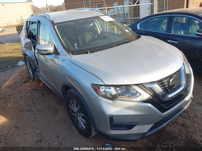 VIN JN8AT2MT2JW491492 2018 NISSAN ROGUE SV