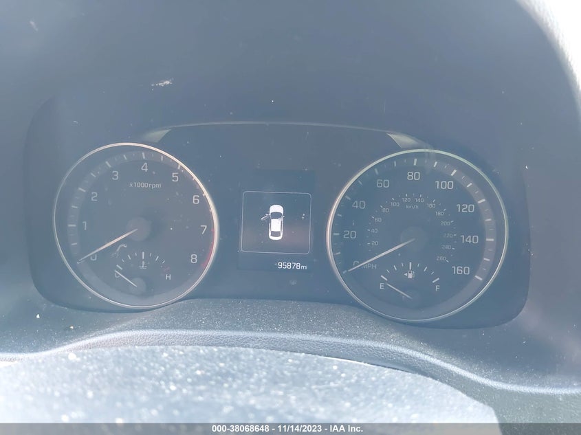 VIN 5NPD84LF3JH369277 2018 HYUNDAI ELANTRA SEL