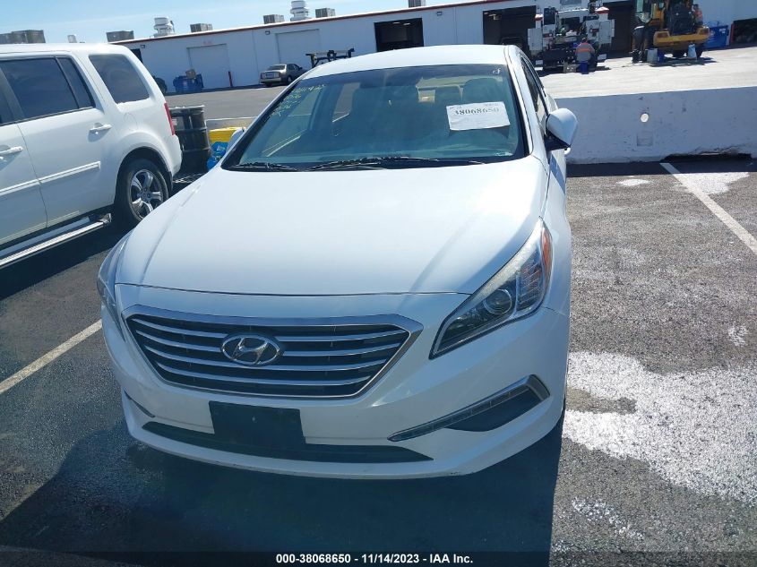 2015 HYUNDAI SONATA SE - 5NPE24AF5FH245415