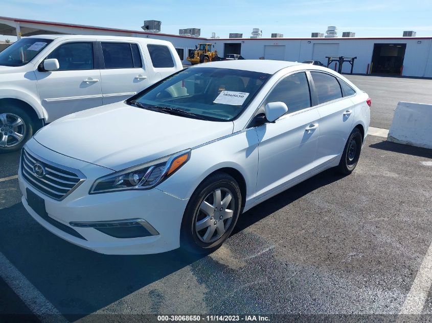 2015 HYUNDAI SONATA SE - 5NPE24AF5FH245415