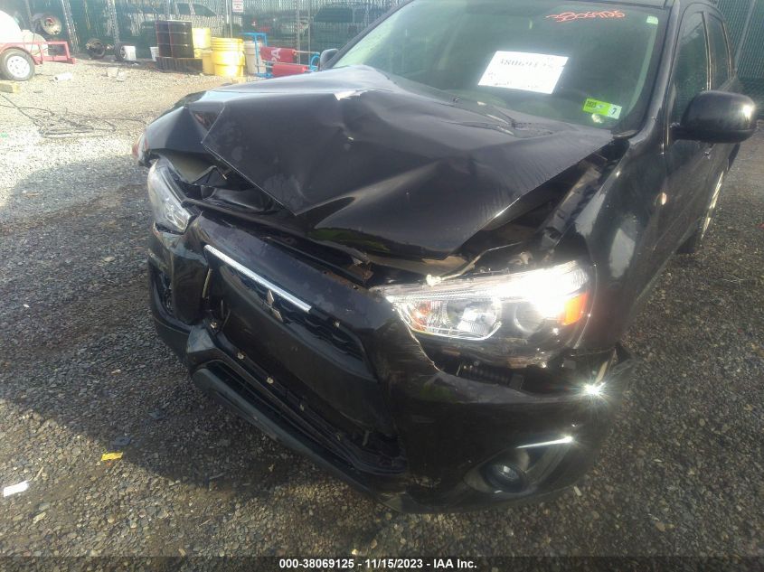 2015 MITSUBISHI OUTLANDER SPORT ES - 4A4AR3AU5FE023906