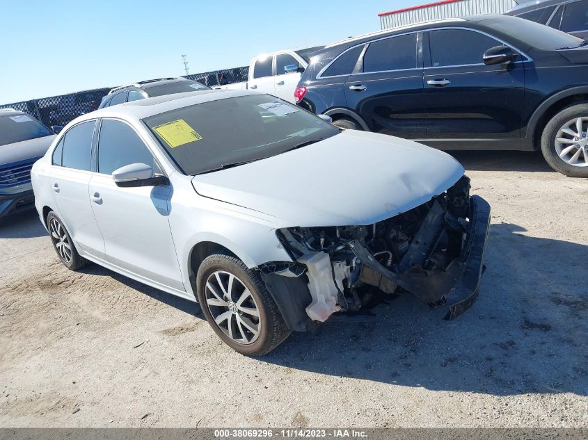 2017 VOLKSWAGEN JETTA SE - 3VWDB7AJ8HM260809