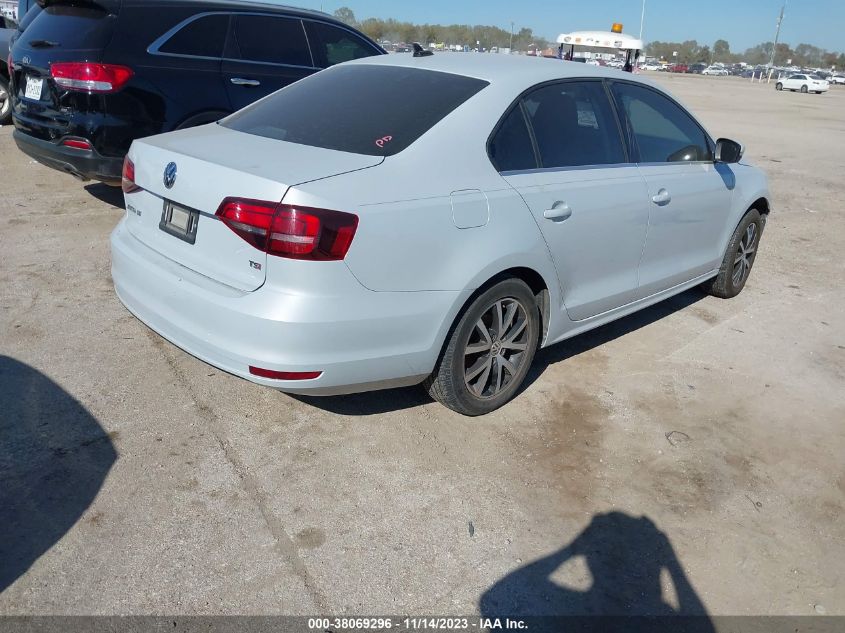 2017 VOLKSWAGEN JETTA SE - 3VWDB7AJ8HM260809