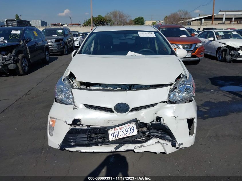 2015 TOYOTA PRIUS TWO - JTDKN3DU2F1974512