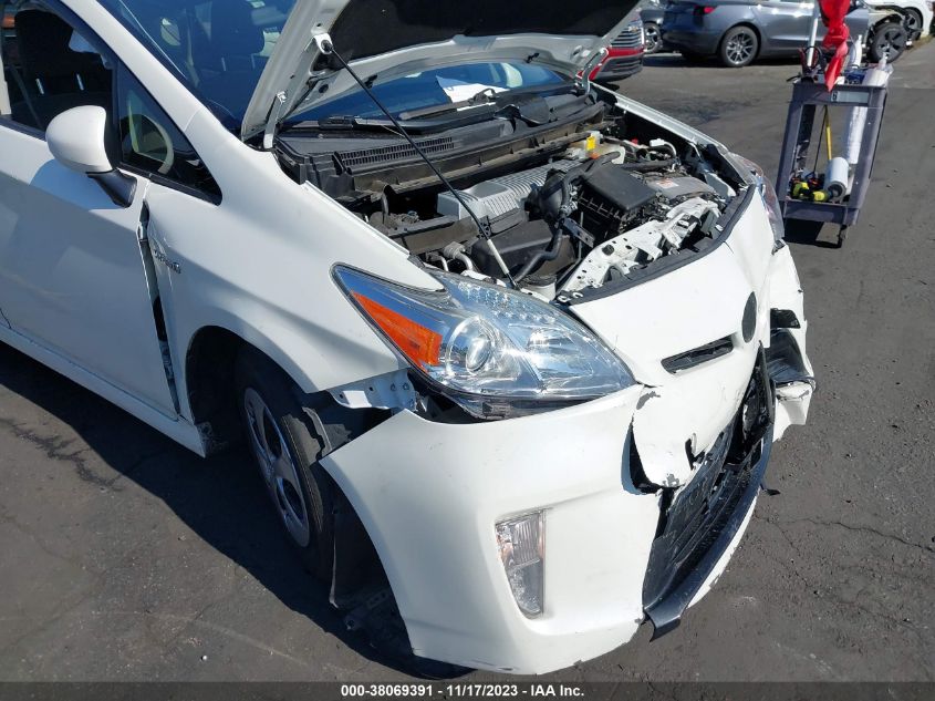 2015 TOYOTA PRIUS TWO - JTDKN3DU2F1974512