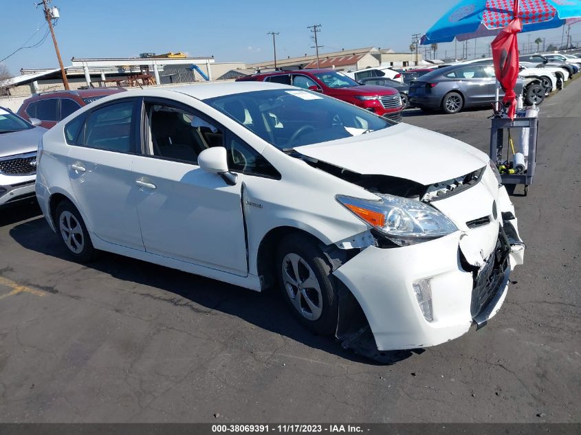 2015 TOYOTA PRIUS TWO - JTDKN3DU2F1974512