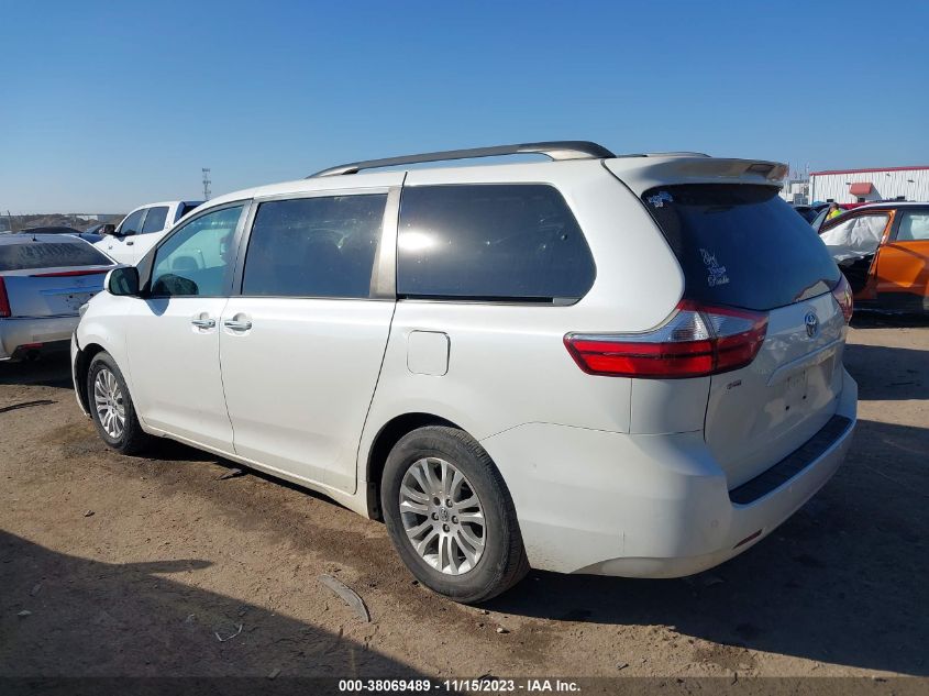 5TDYZ3DC6HS792906 2017 TOYOTA SIENNA, photo no. 3