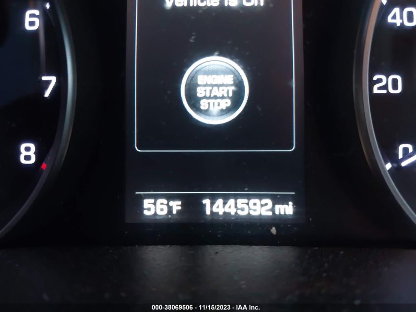 2017 HYUNDAI ELANTRA LIMITED - 5NPD84LF6HH034721