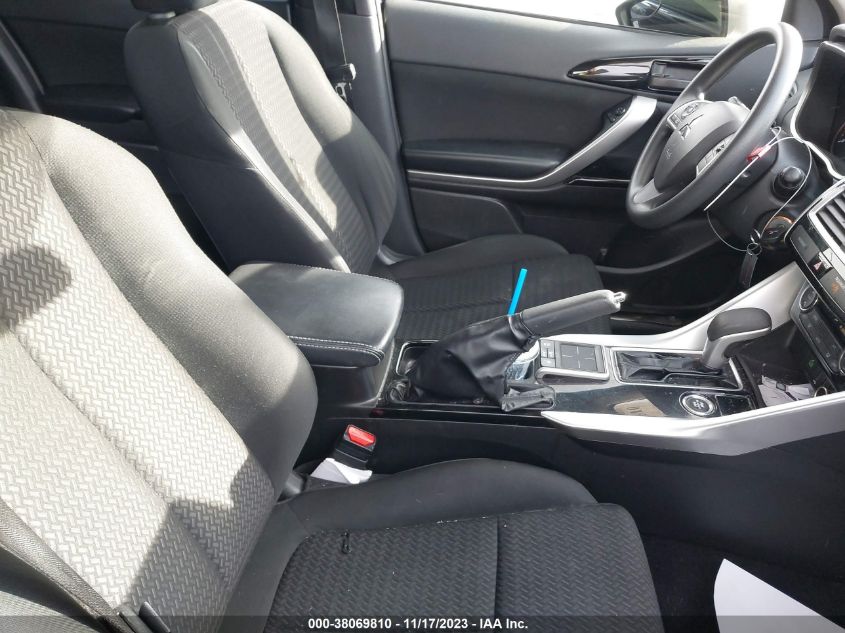 VIN JA4AT4AA3KZ019726 2019 MITSUBISHI ECLIPSE CROSS LE