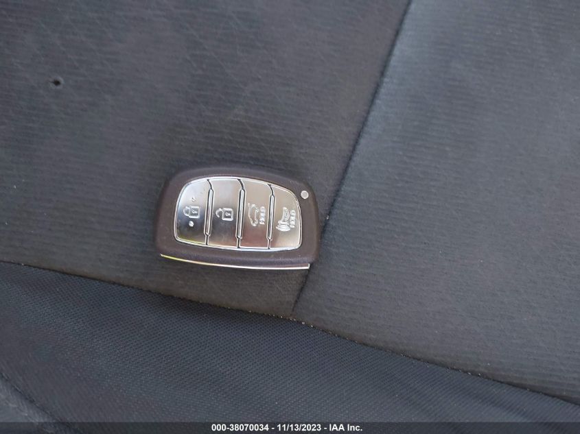 2018 HYUNDAI TUCSON VALUE - KM8J3CA20JU775269