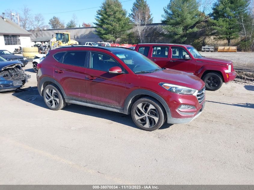 Lot #2564311789 2018 HYUNDAI TUCSON VALUE salvage car