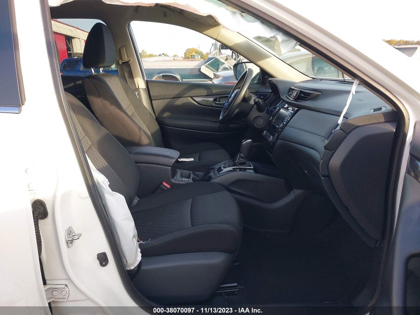 VIN KNMAT2MT5KP542250 2019 NISSAN ROGUE SV