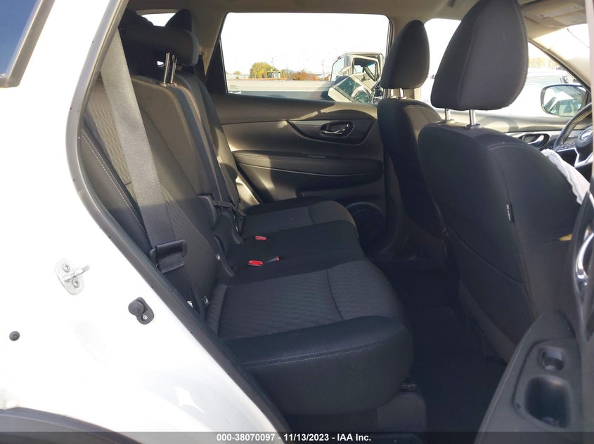 VIN KNMAT2MT5KP542250 2019 NISSAN ROGUE SV