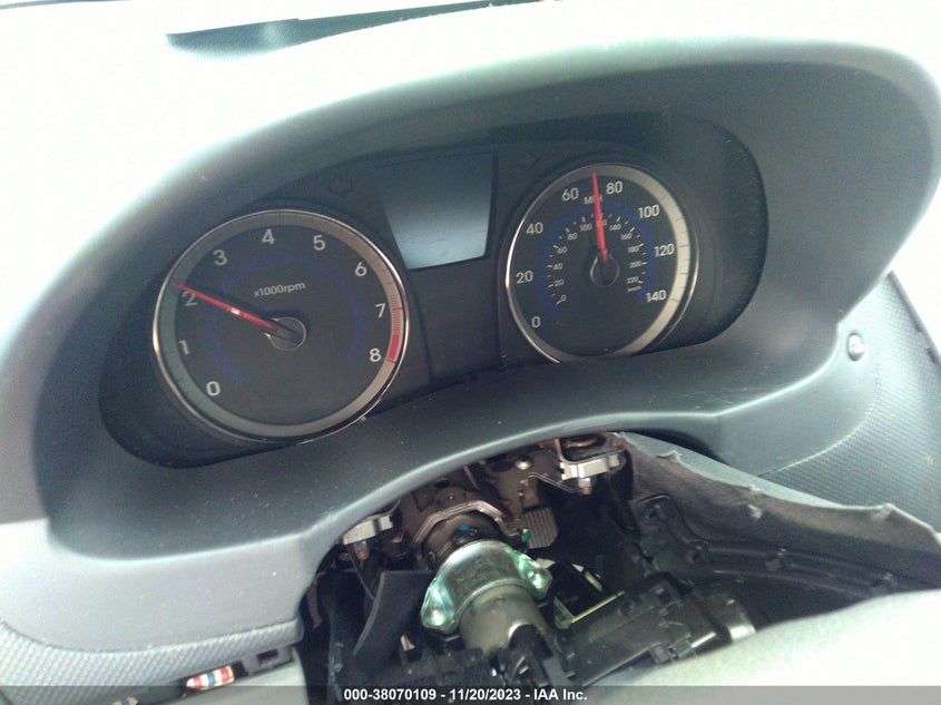 VIN KMHCT4AE2HU270630 2017 HYUNDAI ACCENT SE
