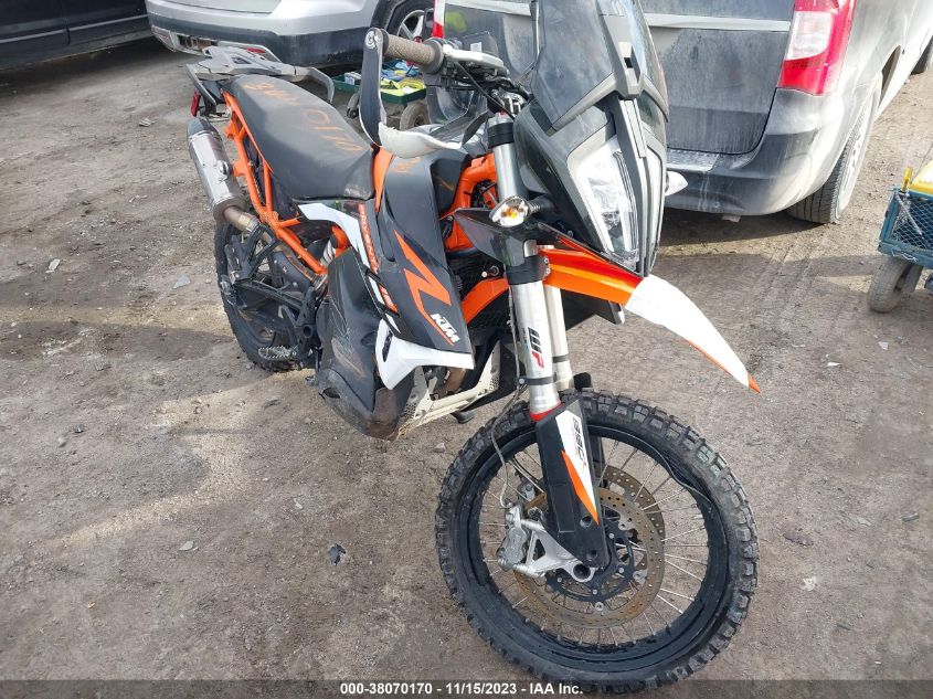 2022 KTM 890 ADVENTURE R - VBKTR6402NM835922