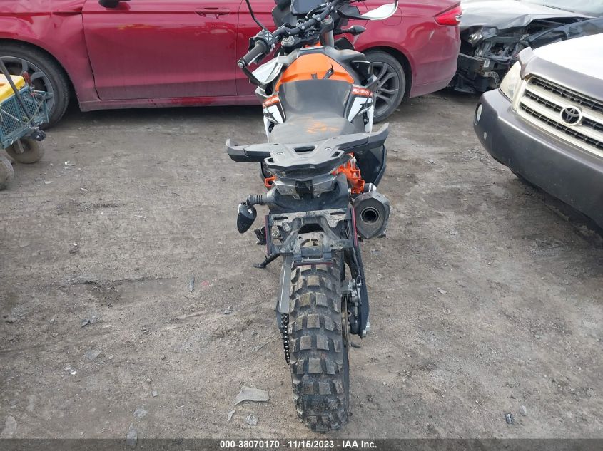 2022 KTM 890 ADVENTURE R VBKTR6402NM835922