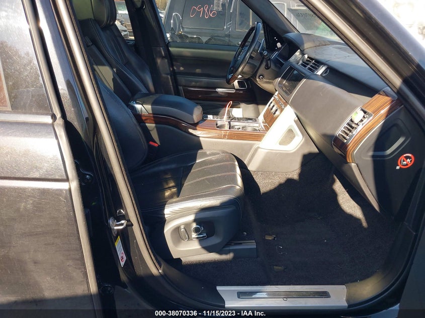 VIN SALGV2FEXHA330290 2017 LAND ROVER RANGE ROVER AUTOBIOGRAPHY