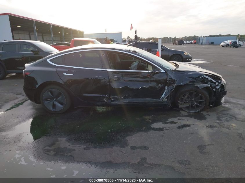 2018 TESLA MODEL 3 LONG RANGE/MID RANGE - 5YJ3E1EA0JF070137