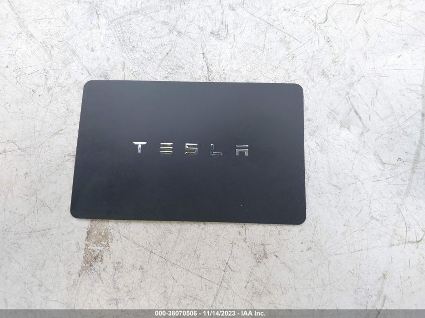 2018 TESLA MODEL 3 LONG RANGE/MID RANGE - 5YJ3E1EA0JF070137