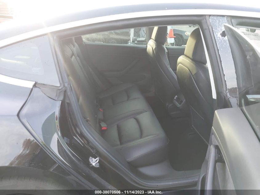 2018 TESLA MODEL 3 LONG RANGE/MID RANGE - 5YJ3E1EA0JF070137