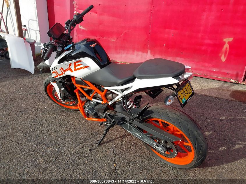 2017 KTM 390 DUKE MD2JPJ406HC238715