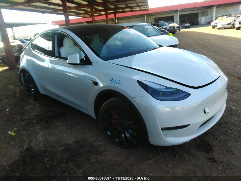 7SAYGDEFXPF814108 TESLA MODEL Y AWD 2023