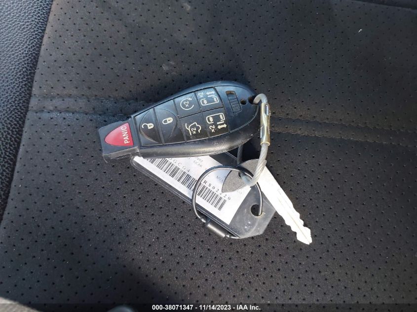 2019 DODGE GRAND CARAVAN SXT - 2C4RDGCG4KR802220