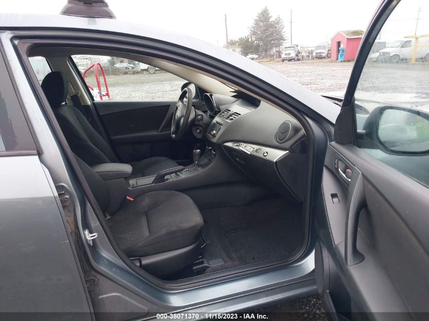 2013 MAZDA MAZDA3 I SPORT - JM1BL1UP5D1736302